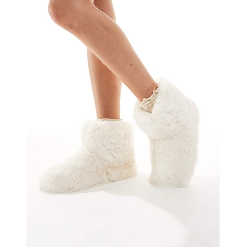 Loungeable cozy slipper boots in cream faux fur-White 108115948