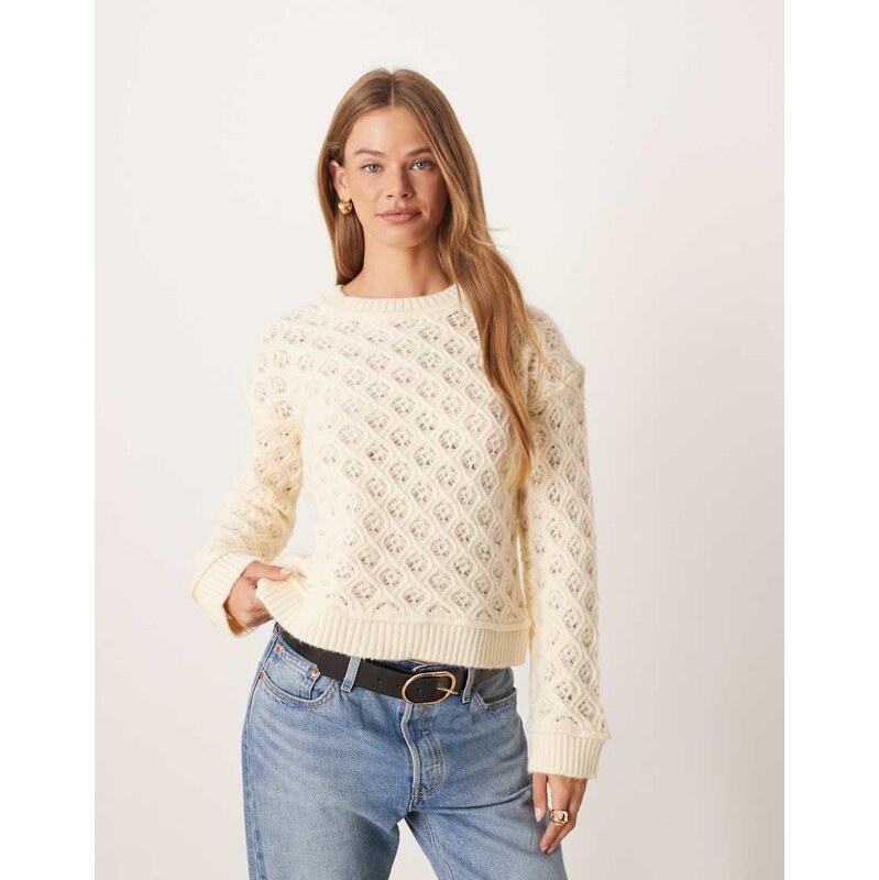 ASOS DESIGN knitted stitchy jumper in ecru-White 108129051