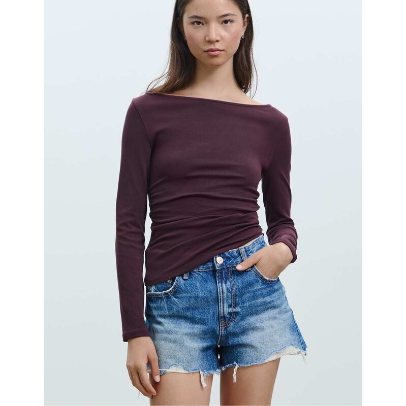 Stradivarius Long sleeve t-shirt with gathering in purple 110271012