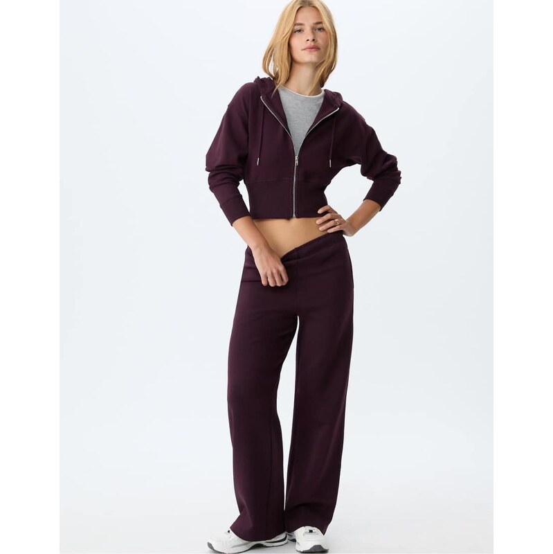 Stradivarius Wide-leg jogger trousers in purple 108143676
