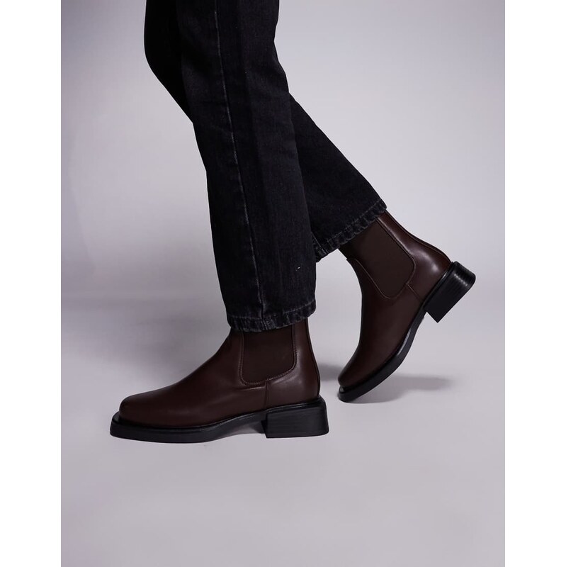 SIMMI Shoes Simmi London Duff low ankle chelsea boot in brown