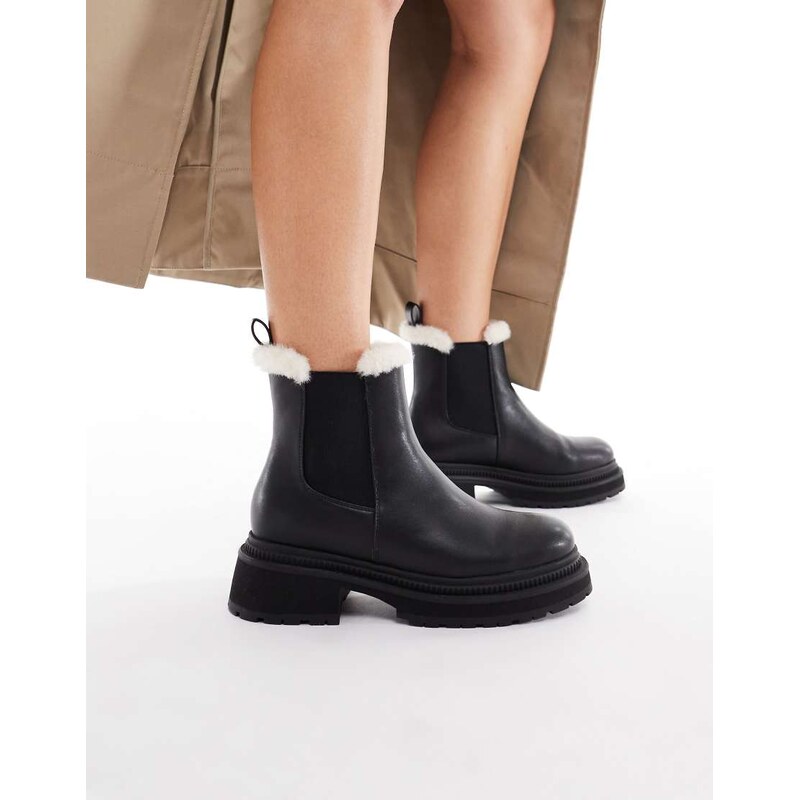 London Rebel Emma teddy lined chunky chelsea boots in black 108328324