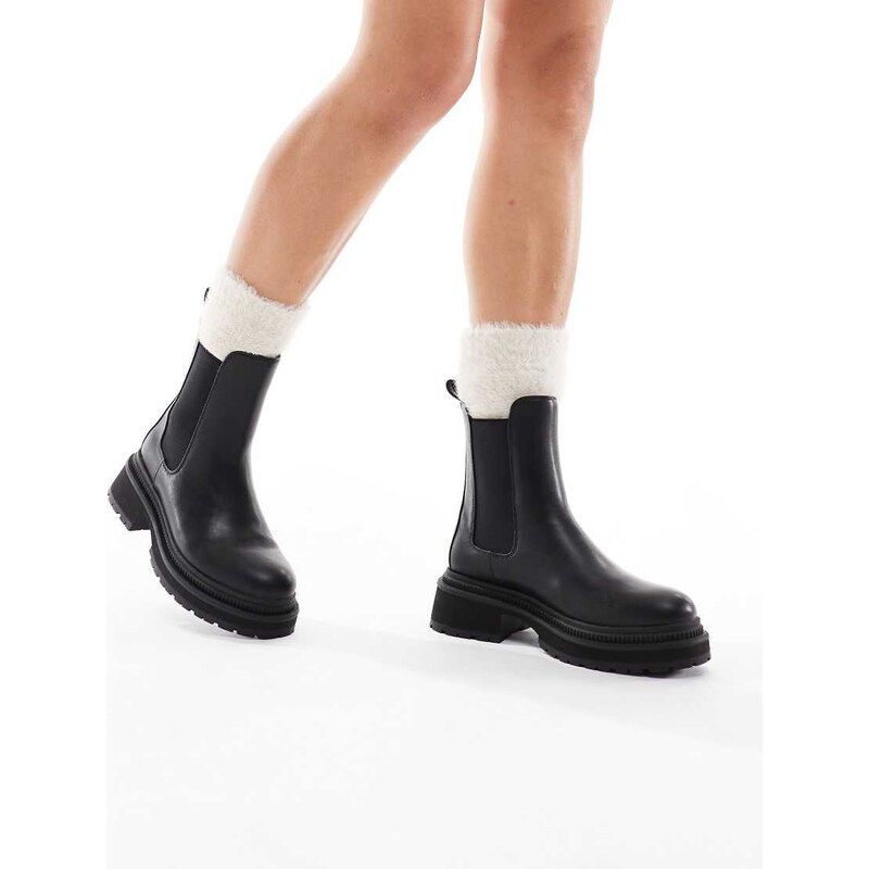 London Rebel Emma chunky chelsea boots in black 108156785