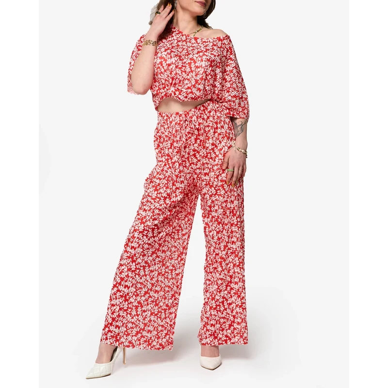Resti Red womens pleated set with black flowers - Clothing 108165408