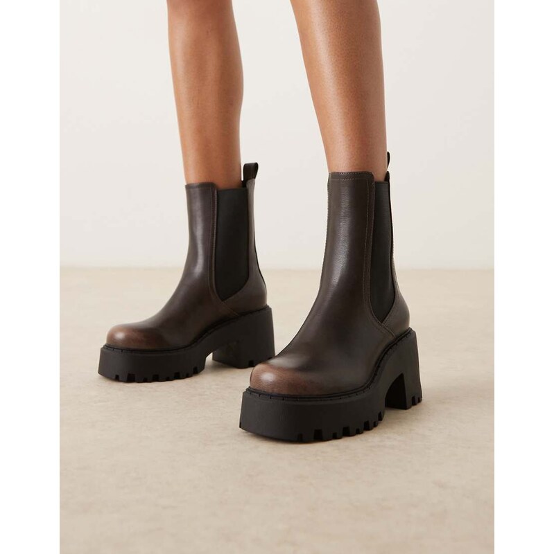 ASOS DESIGN Rae chunky heeled chelsea boots in chocolate brown 115512280