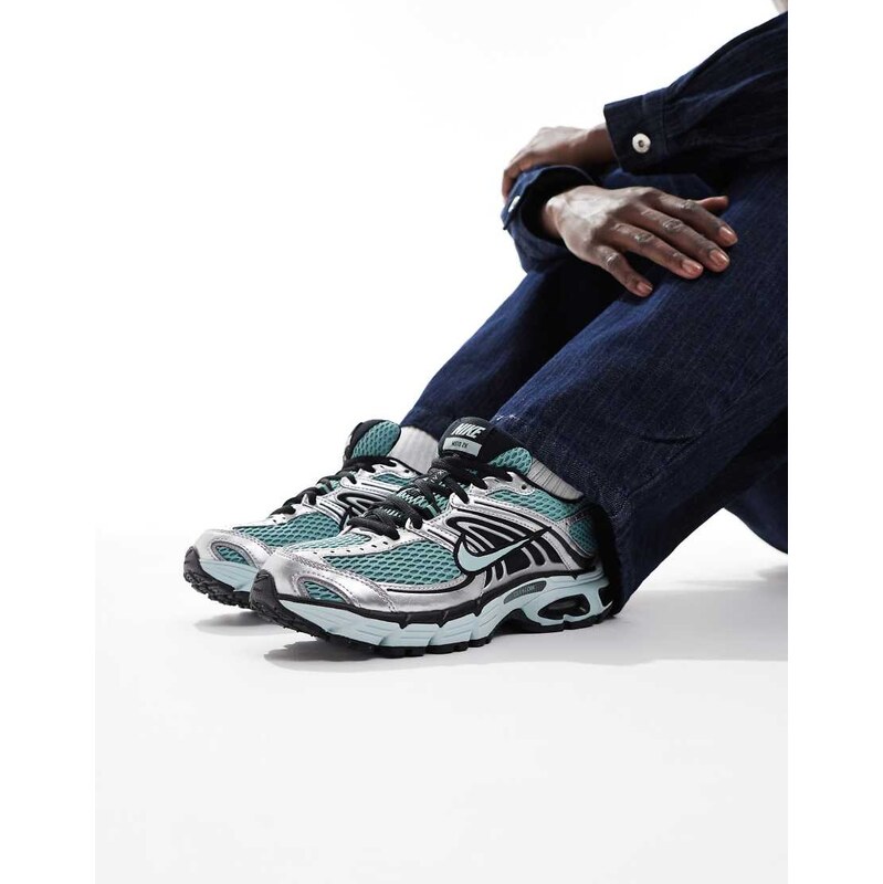 Nike Air Max Moto 2K unisex trainers in green-Grey