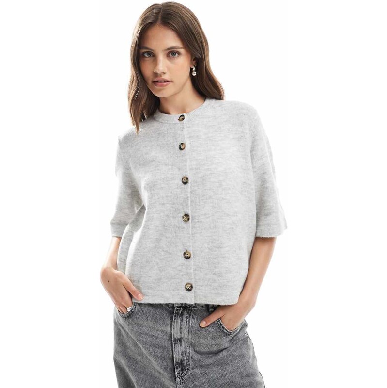 ONLY short sleeve knitted cardigan in light grey 108187337