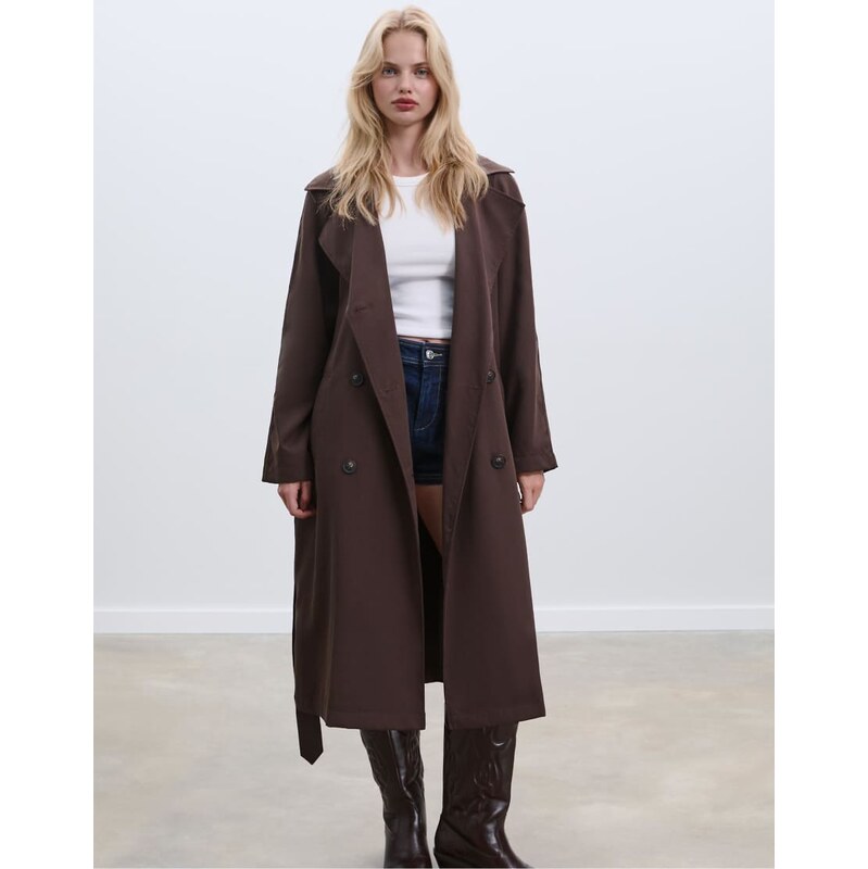 Stradivarius Long loose-fitting oversize trench coat in brown
