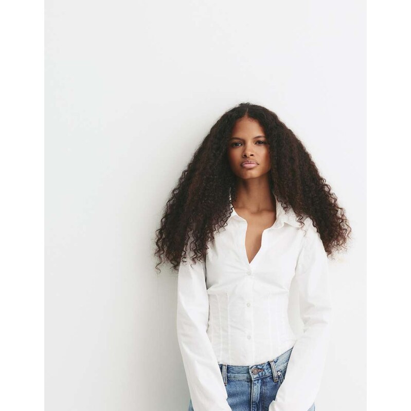 Pull&Bear Fitted shirt with pleats in white 108199858