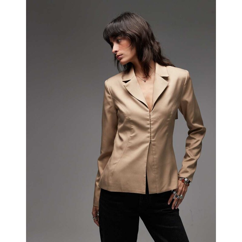 Emory Park fitted waist open back blazer in sand-Neutral 108209064