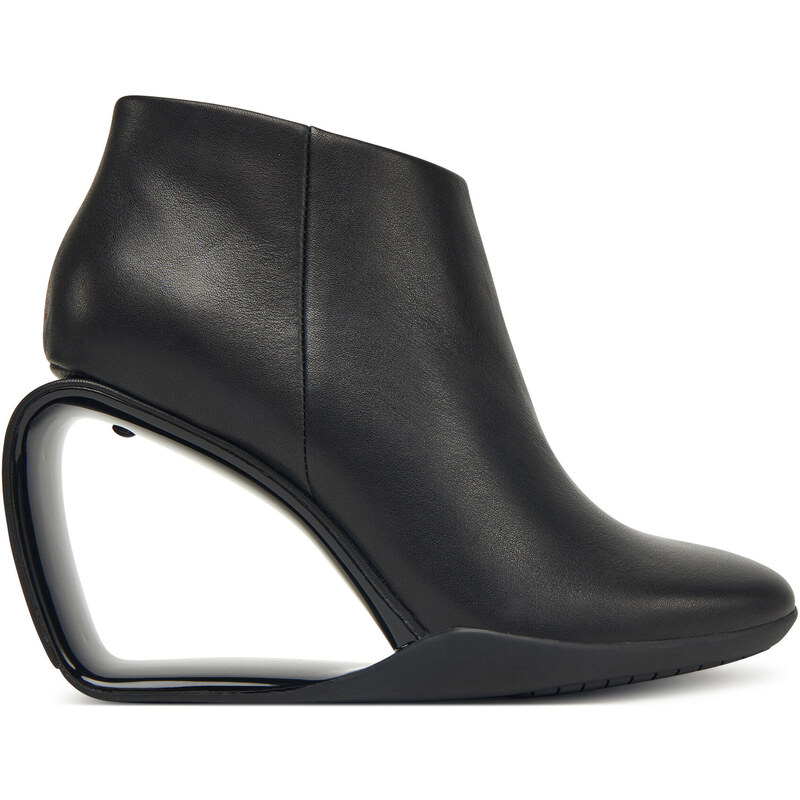 Polokozačky United Nude