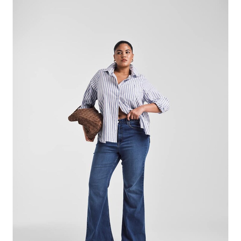 ASOS Curve ASOS DESIGN Curve power stretch sculpt flare jeans in