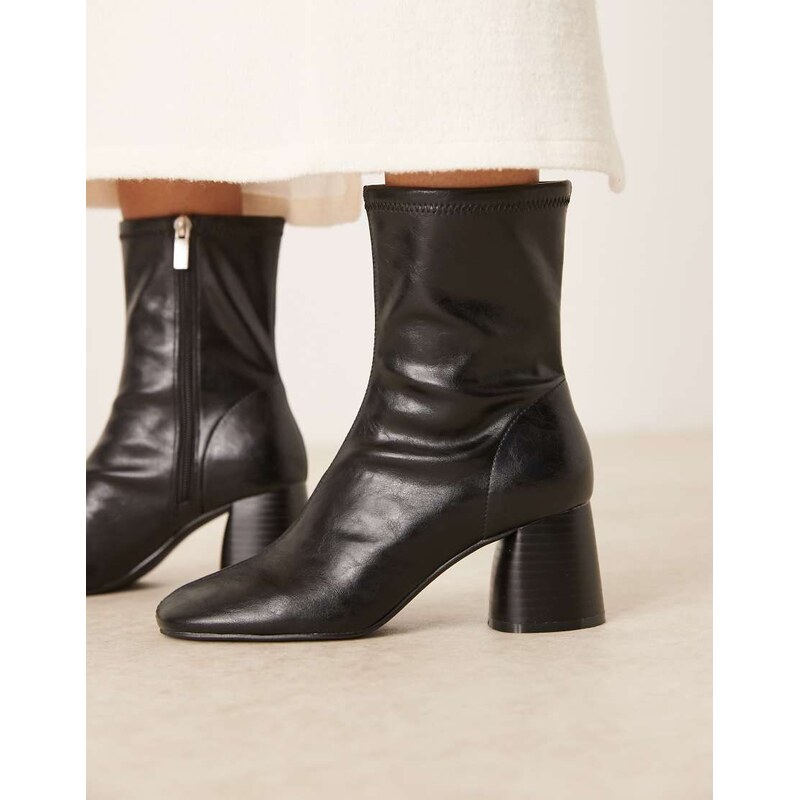 ASOS DESIGN Radar round toe block heel boots in black