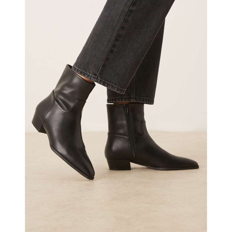 ASOS DESIGN Albie flat pointed ankle boots in black 108551490