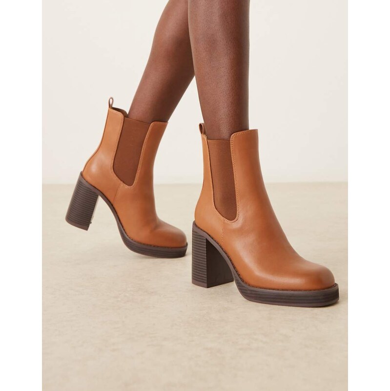 ASOS DESIGN Evelyn platform heeled ankle boots in tan-Brown