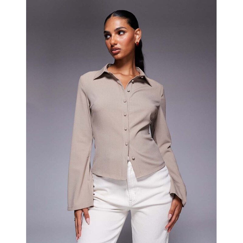 Princess Polly Anni collared flare sleeve fitted shirt in beige 109607040