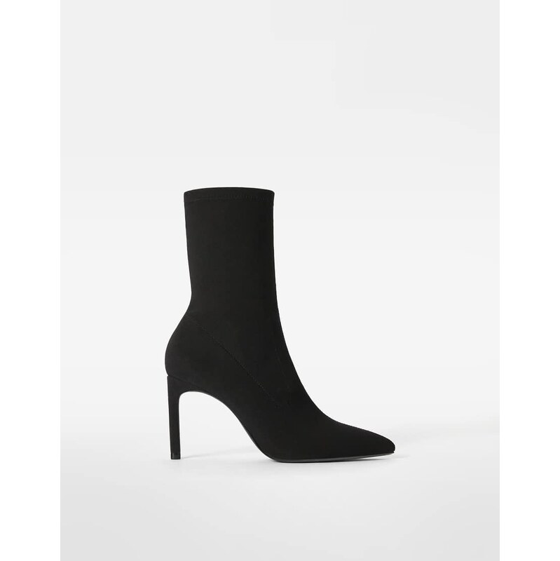 Bershka Fitted high-heel ankle boots in black