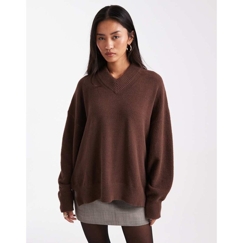 ASOS DESIGN oversized super soft v neck jumper in chocolate-Brown