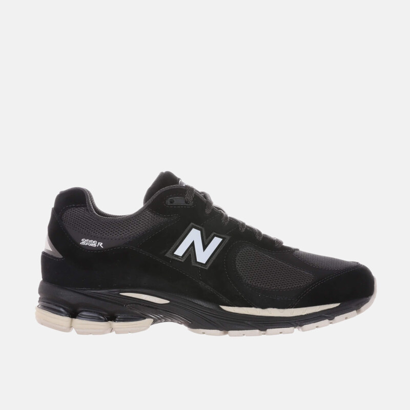 Unisex černé volnočasové tenisky New Balance U2002RV1