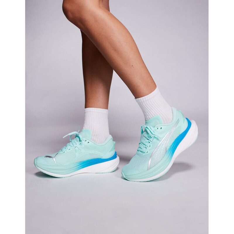 Puma Deviate Nitro 3 trainers in turquoise-Blue
