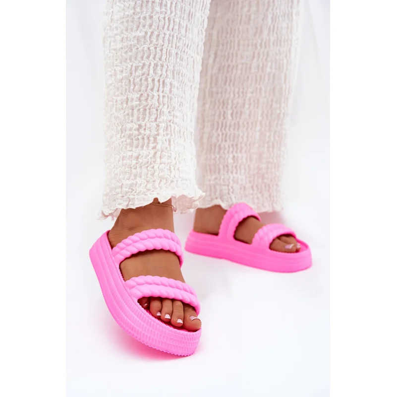 Klapky na platformě model 211672 Step in style