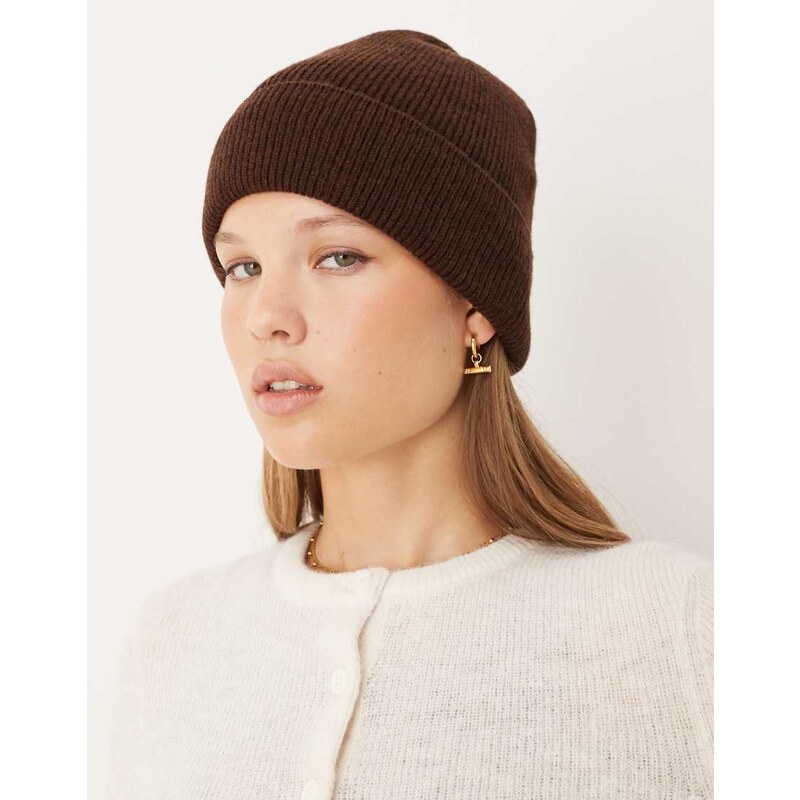 ASOS DESIGN knitted fine gauge wool beanie in chocolate-Brown