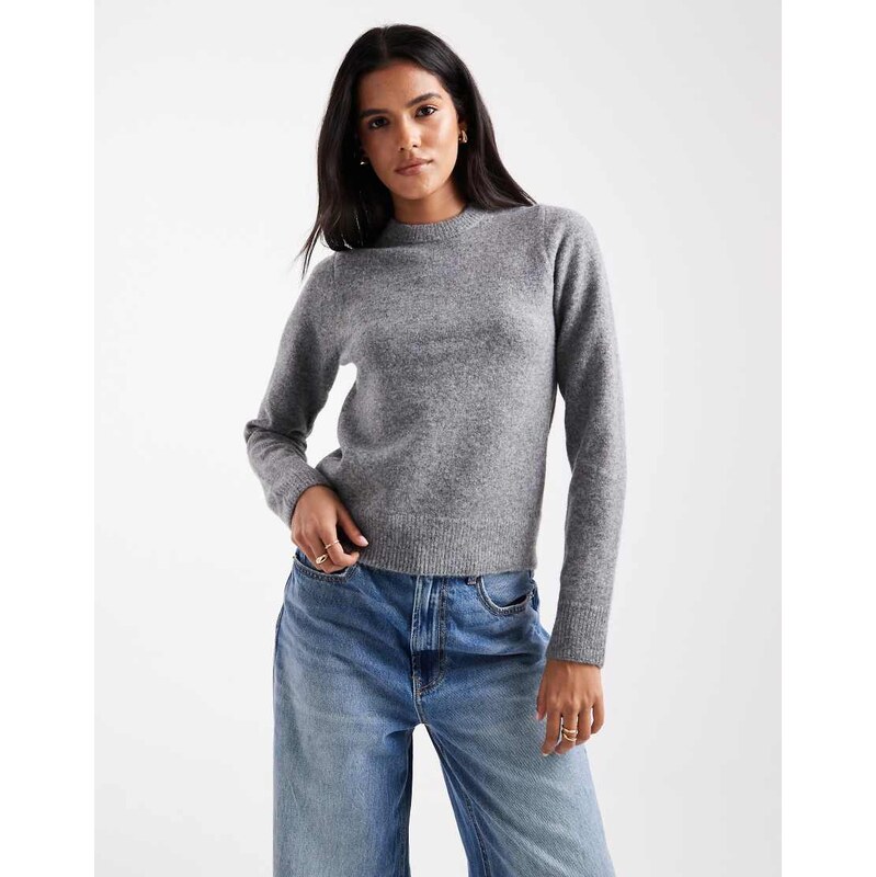 New Look crew neck jumper in grey 108442617
