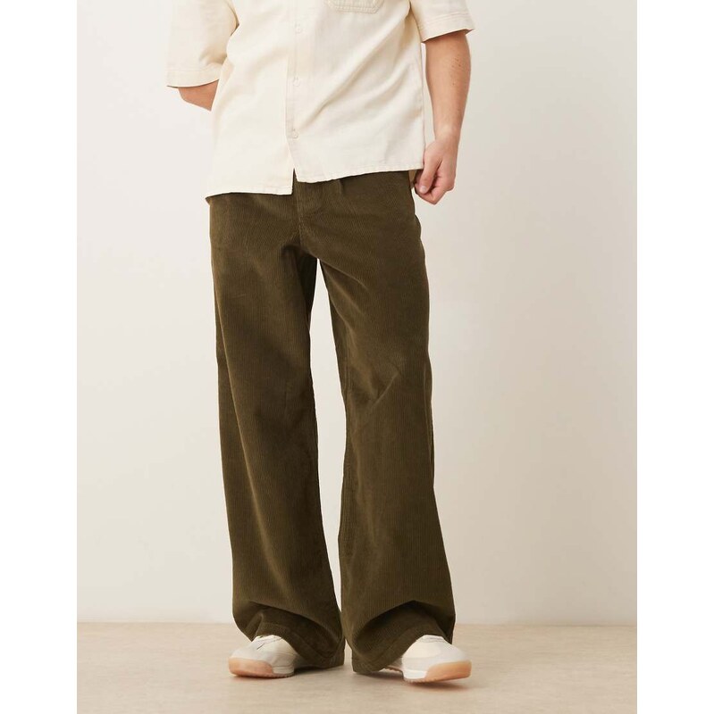 ASOS DESIGN loose trousers in khaki corduroy-Green