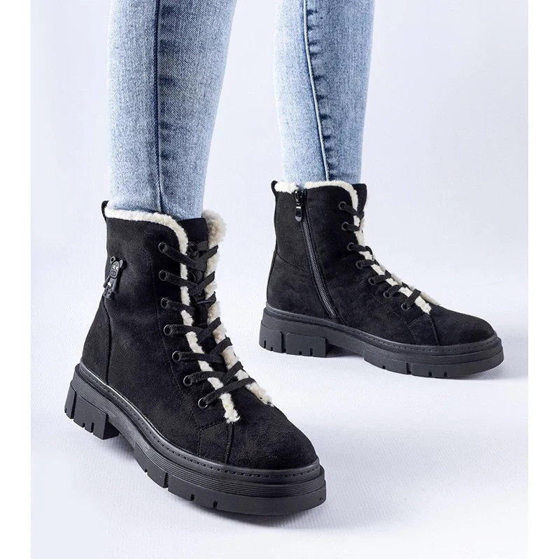 Gemre Pompei insulated black ankle boots made of eco-suede