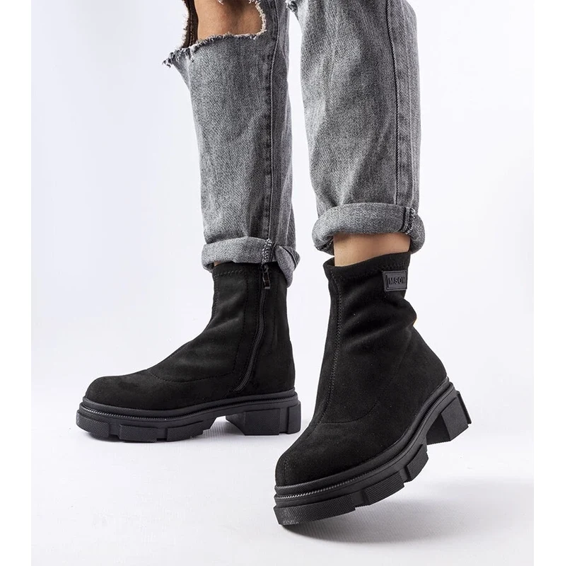 Gemre Black insulated suede ankle boots Inge
