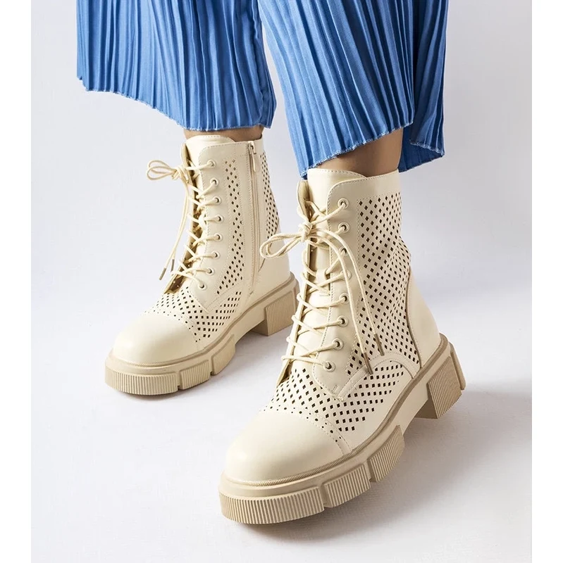 Gemre Beige lace-up ankle boots Corpus