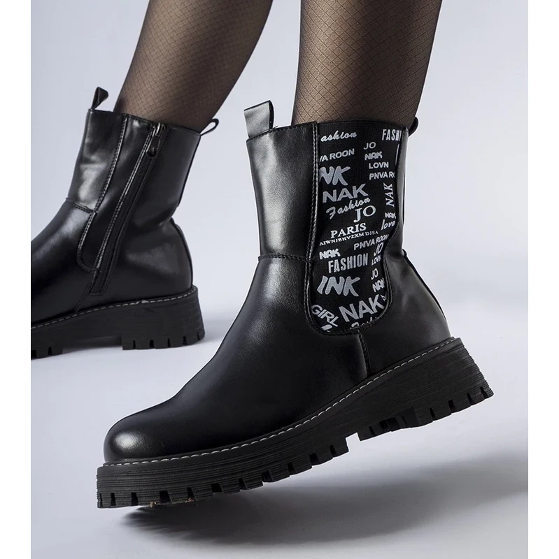 Gemre Black insulated ankle boots with Barbena lettering