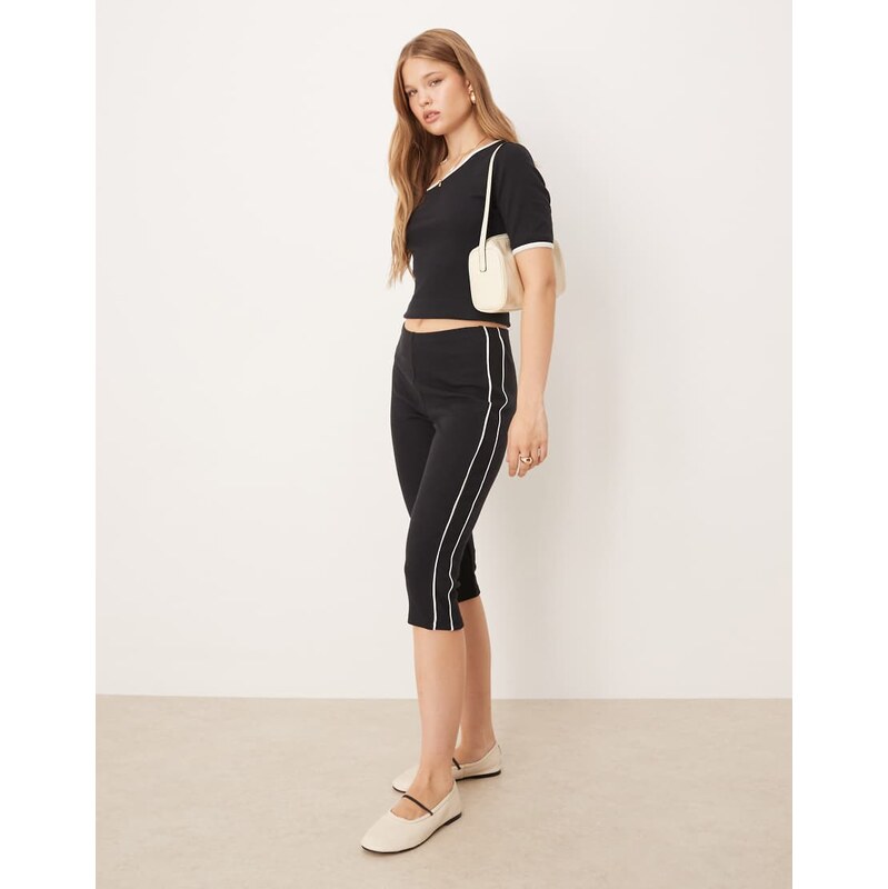 ASOS DESIGN co-ord rib capri with contrast piping in black