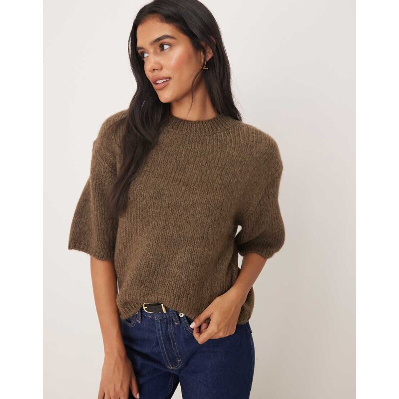 JDY short sleeve knitted jumper in light brown 115513631