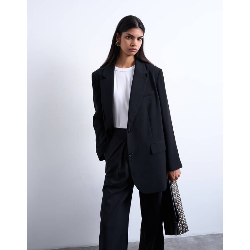 Topshop 2 button relaxed fit blazer in black 109614670