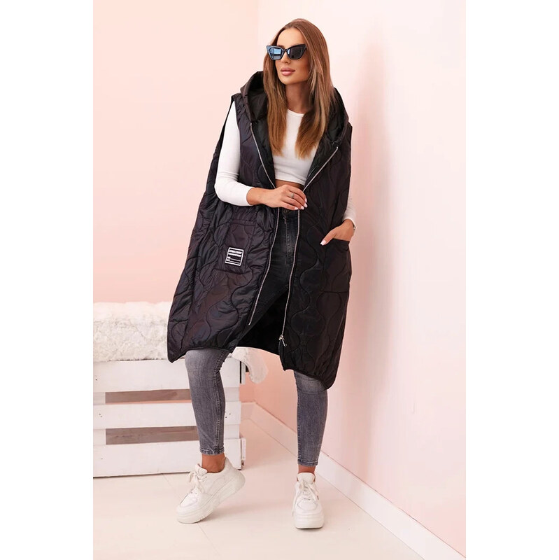 K-Fashion Dámská prošívaná vesta Plus Size s kapucí na zip černá