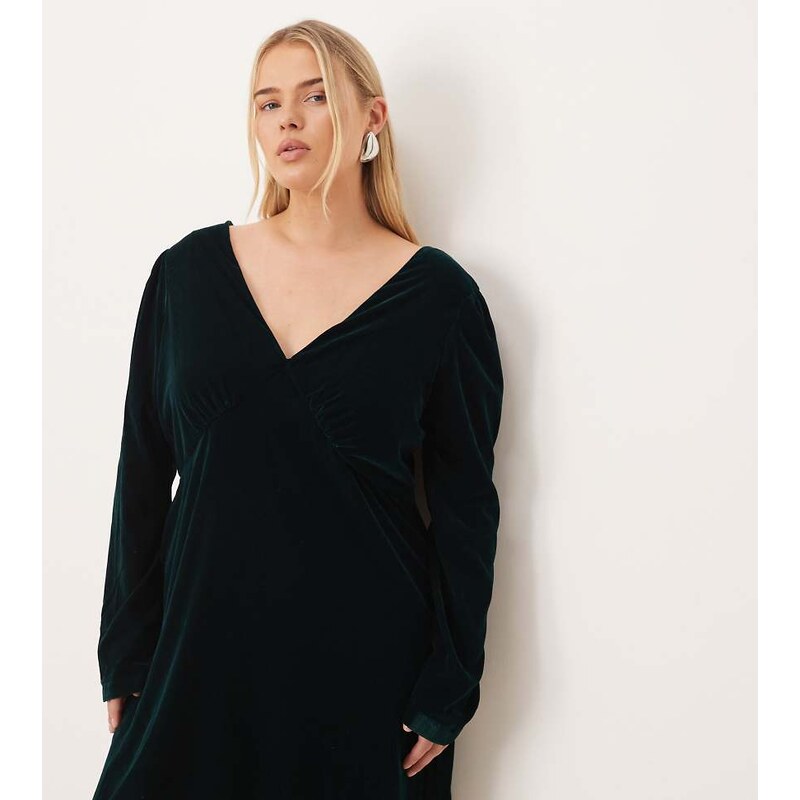 Nobodys Child Plus Josie velvet v-neck mini dress in dark green 108882798