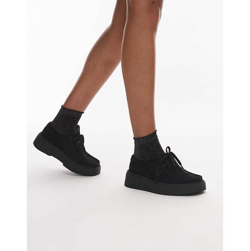 Clarks Torview suede shoe in black 108488390