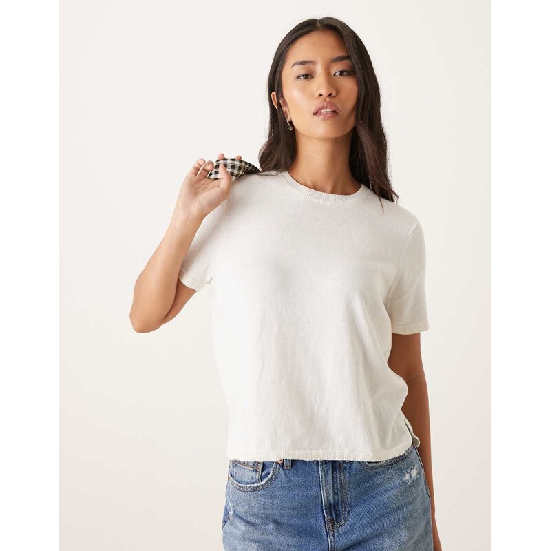 JDY knitted t-shirt in white-Neutral