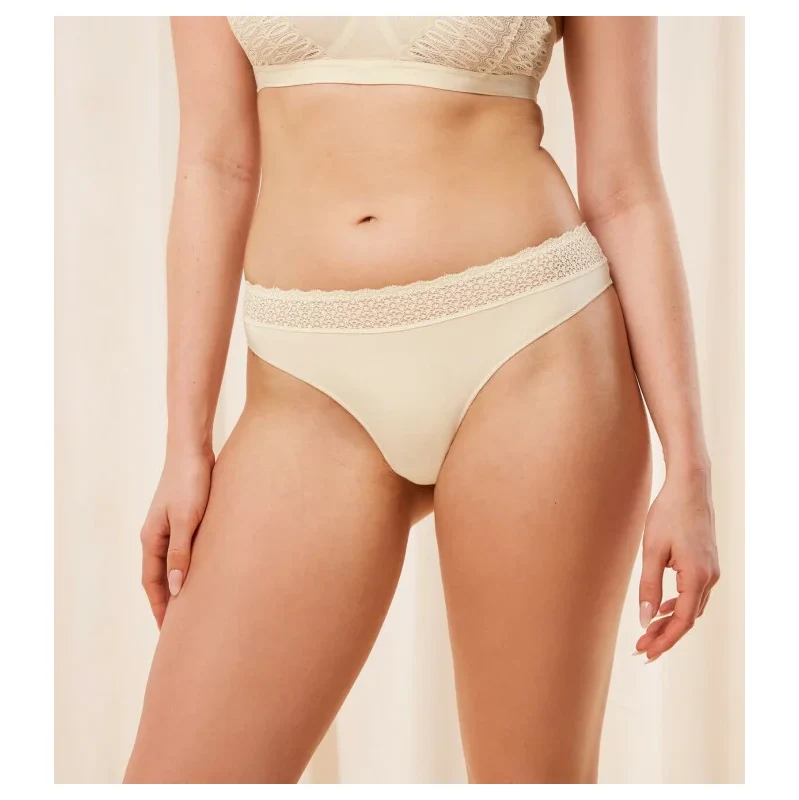 Dámské kalhotky Feel of Modal String - Triumph 100319422