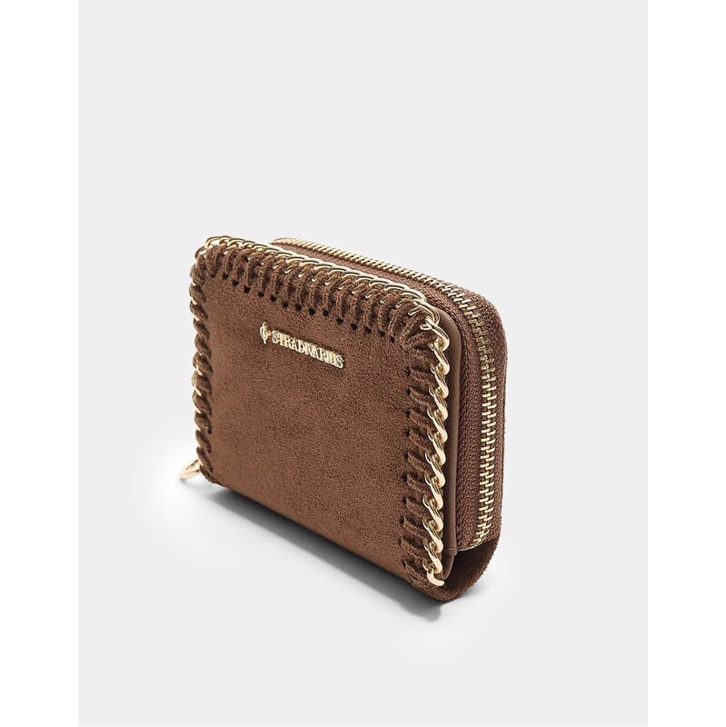 Stradivarius Chain detail purse with zip in terracotta-Brown 108536281