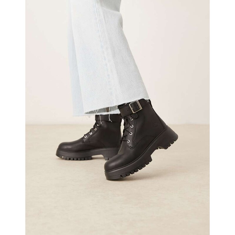 Timberland Cora Valley lace boots in black 108623453
