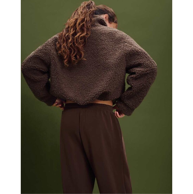 Stradivarius Zip-up faux shearling lined jacket in brown 109297115