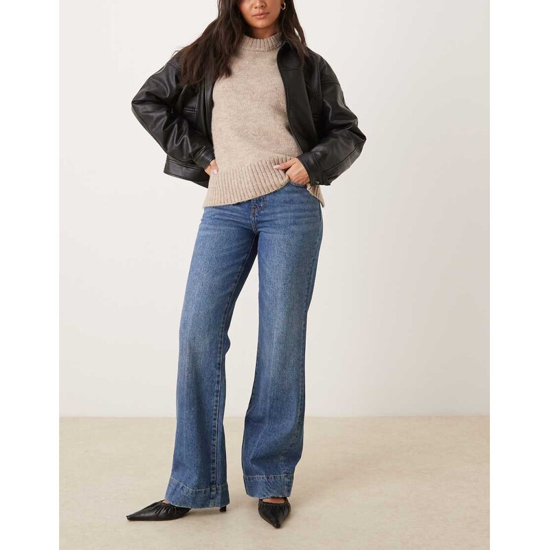 Gina Tricot straight leg jeans in midwash blue