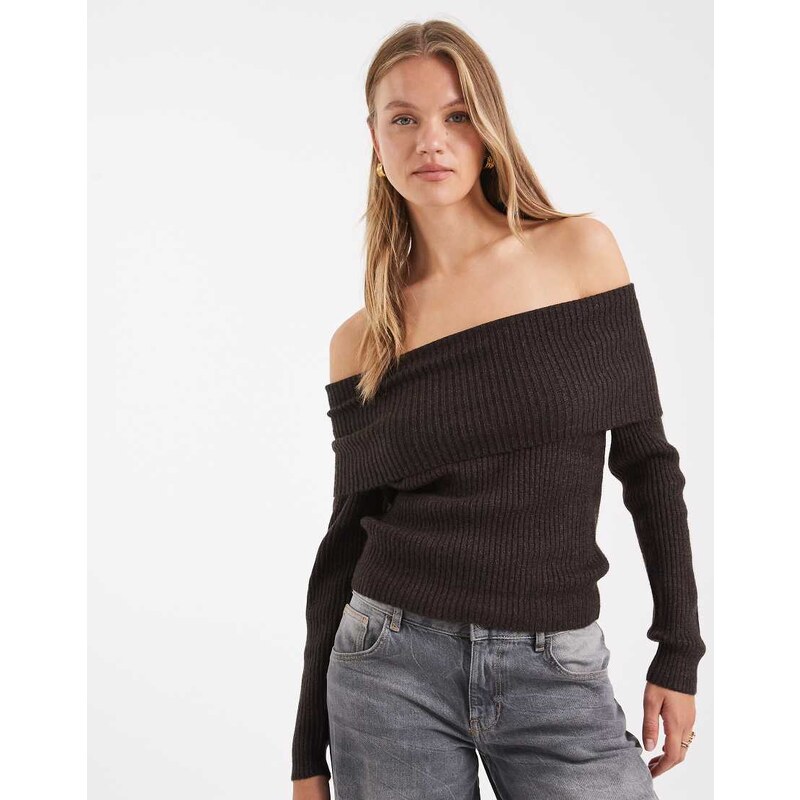 ONLY off shoulder knitted jumper in chocolate brown