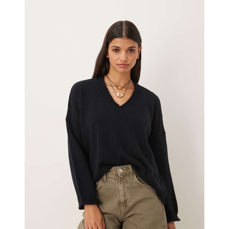 ASOS DESIGN roll trim relaxed v neck jumper in chocolate-Brown