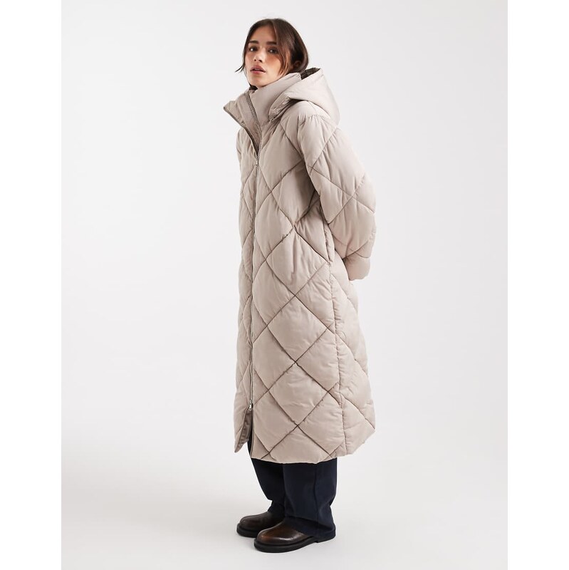 Miss Selfridge quilted hooded maxi puffer coat in mocha-Brown