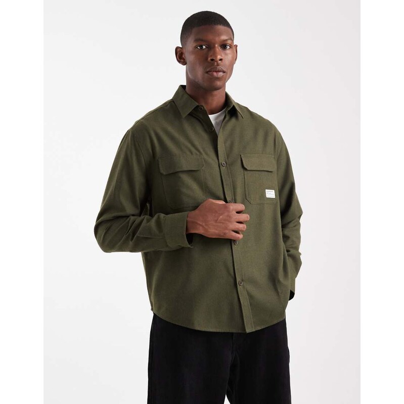 ASOS DESIGN relaxed shirt with badge detail in khaki-Green