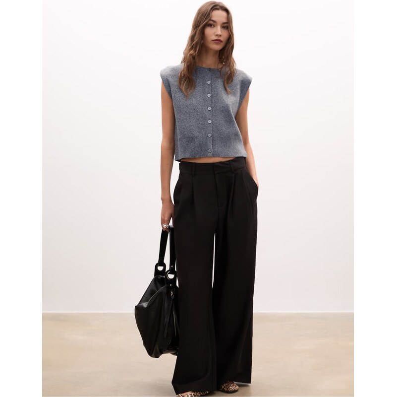 Stradivarius Knit vest with padded shoulders in dark grey 108782690