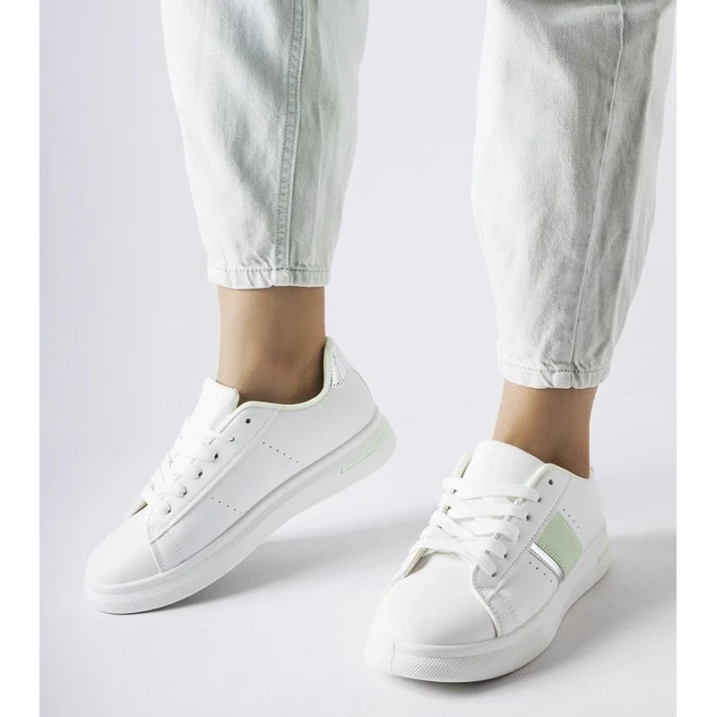 Gemre White sports shoes with mint accents Marei